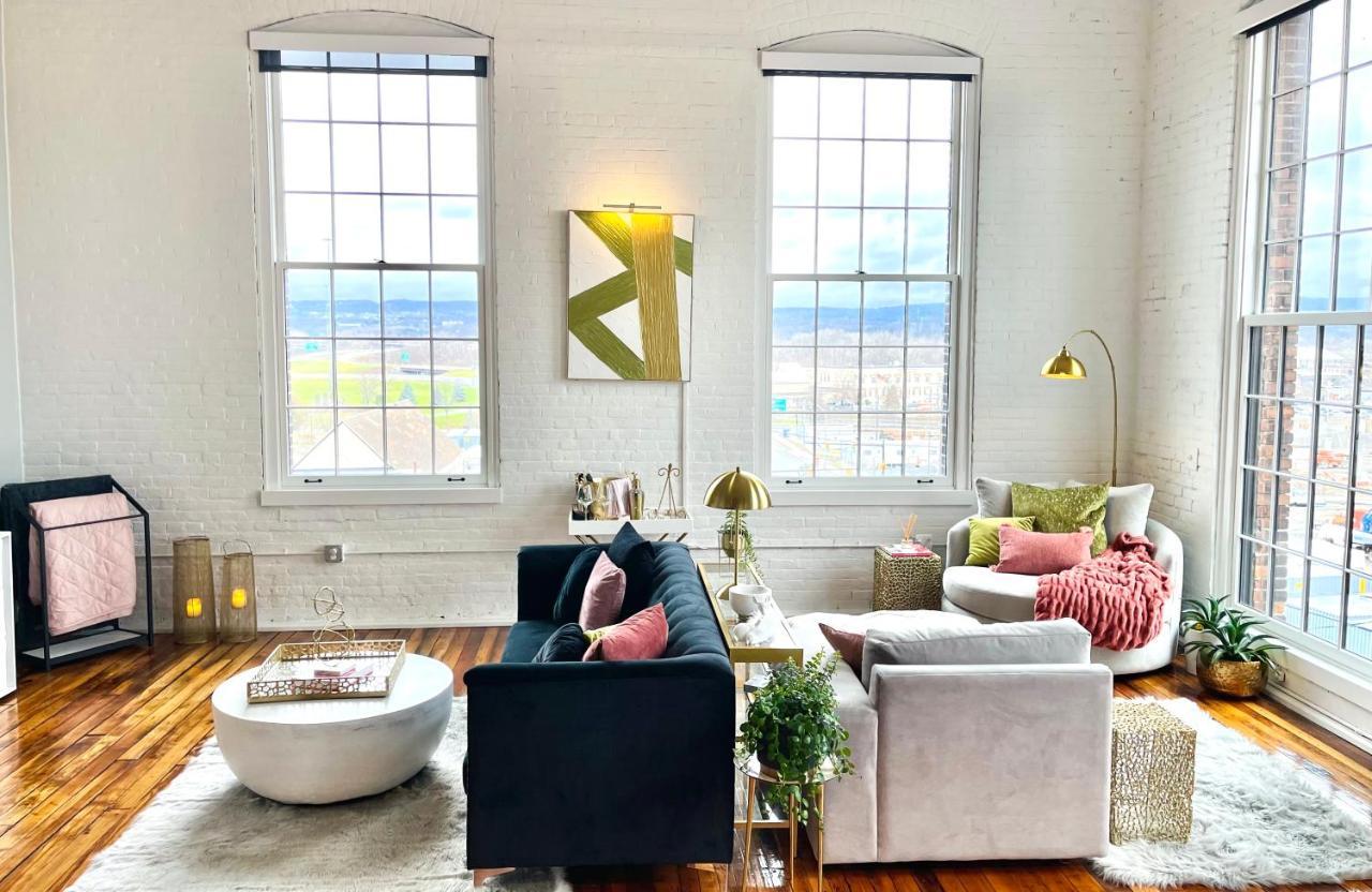 2Br 2Br Le Chateau 505 Lux Penthouse In A Historic Building Utica Extérieur photo